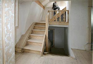 Innenausbau im Haus, Treppen aus Holz